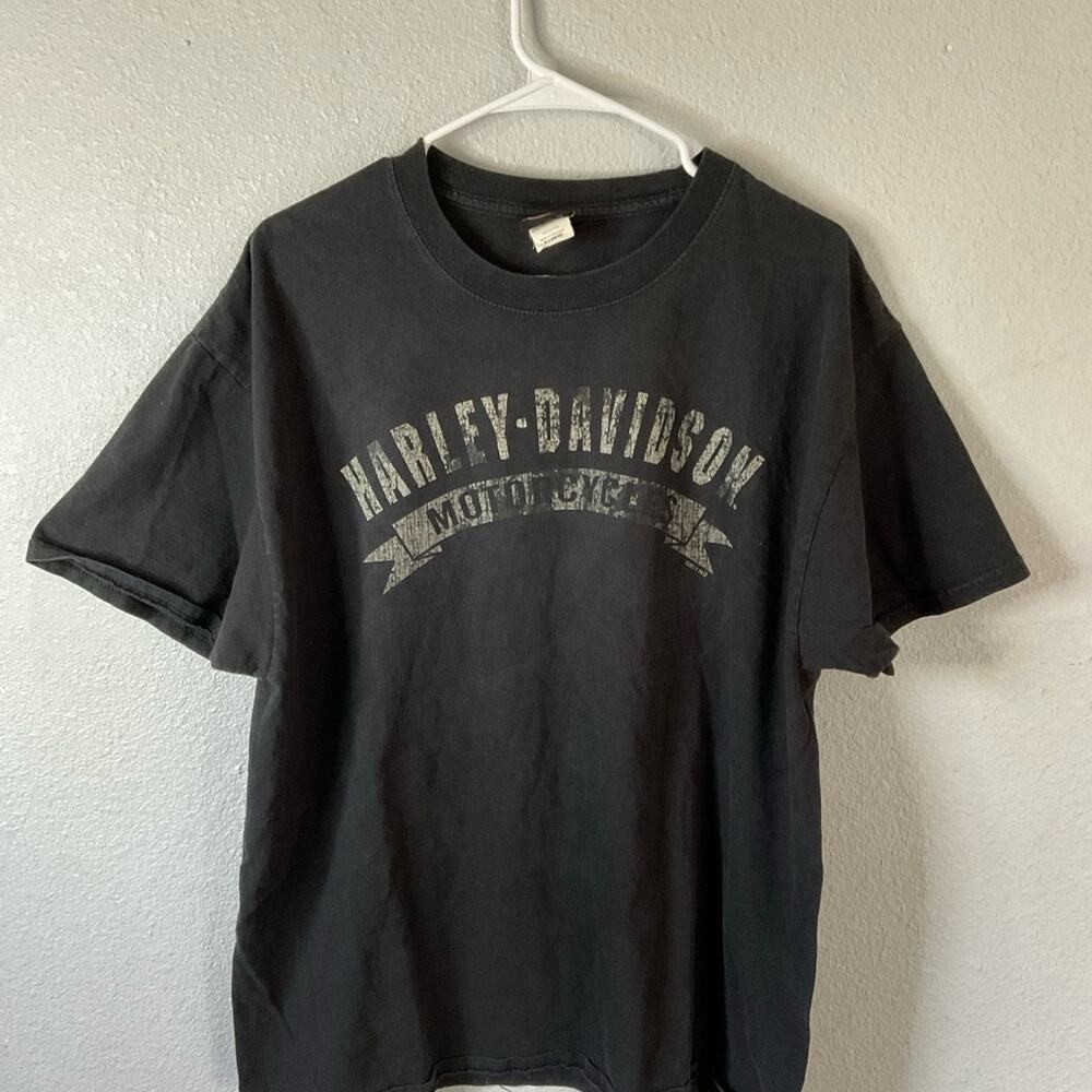 Vintage Y2K or late 90’s extra large Harley Davidson T-shirt XL